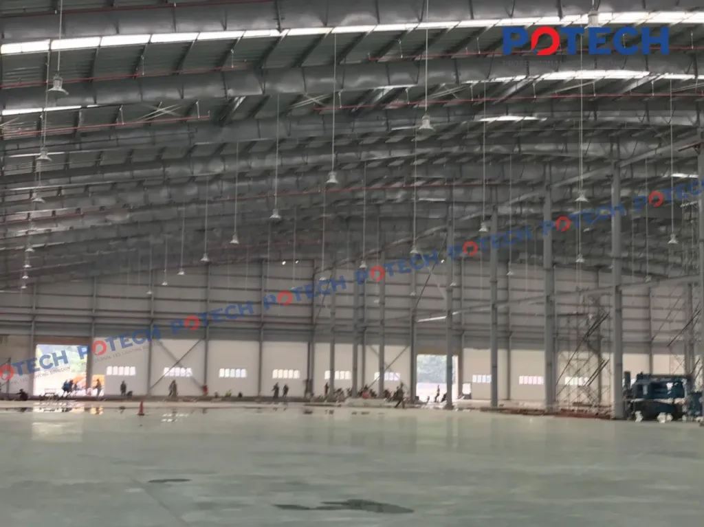 Đèn LED nhà xưởng, đèn pha LED POTECH - Nhà máy nhựa Tín An