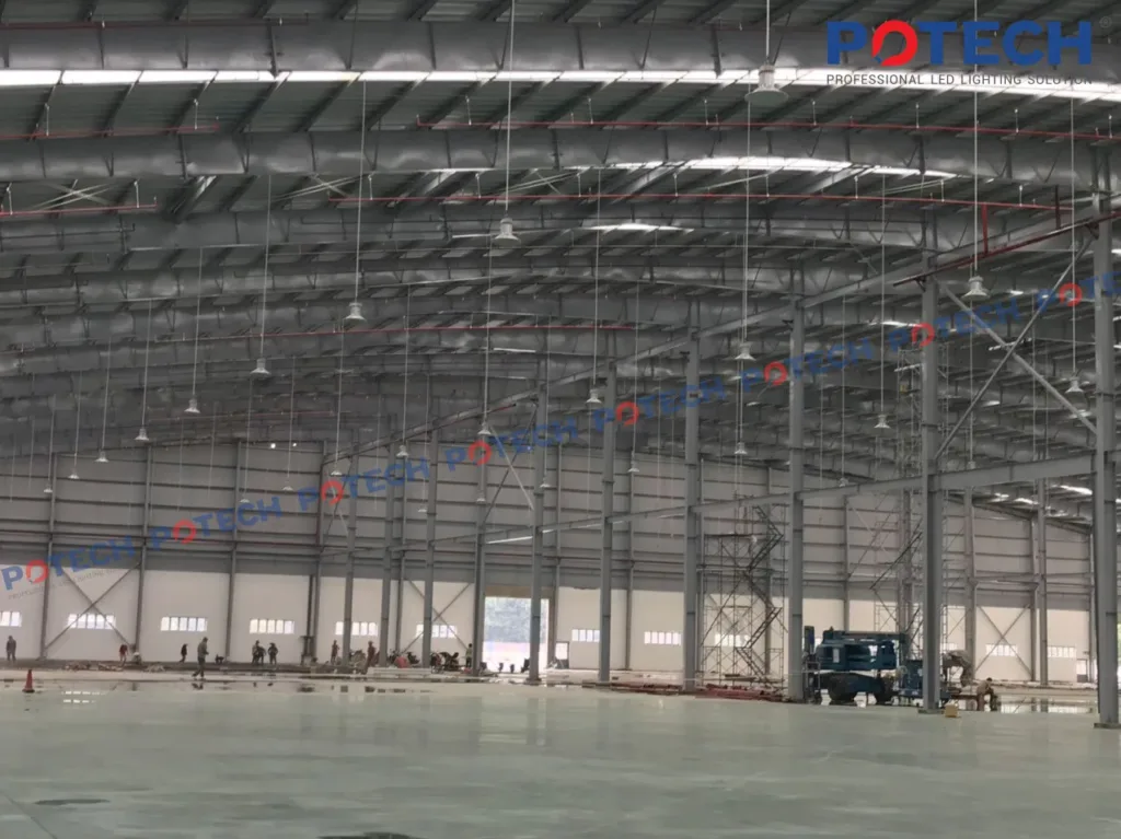 Đèn LED nhà xưởng, đèn pha LED POTECH - Nhà máy nhựa Tín An