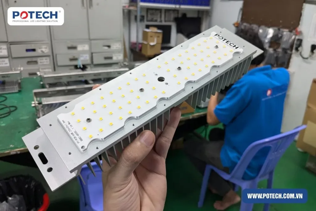 Chip LED SMD đèn pha PT FL3 POTECH