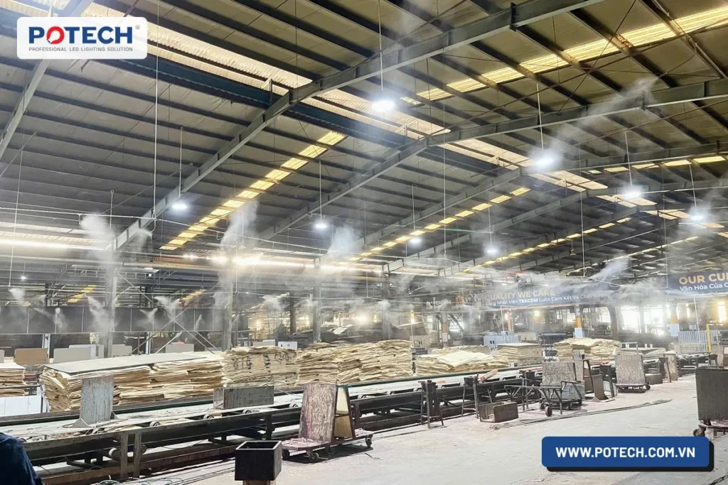 Den led highbay potech tekcom truoc cai tao