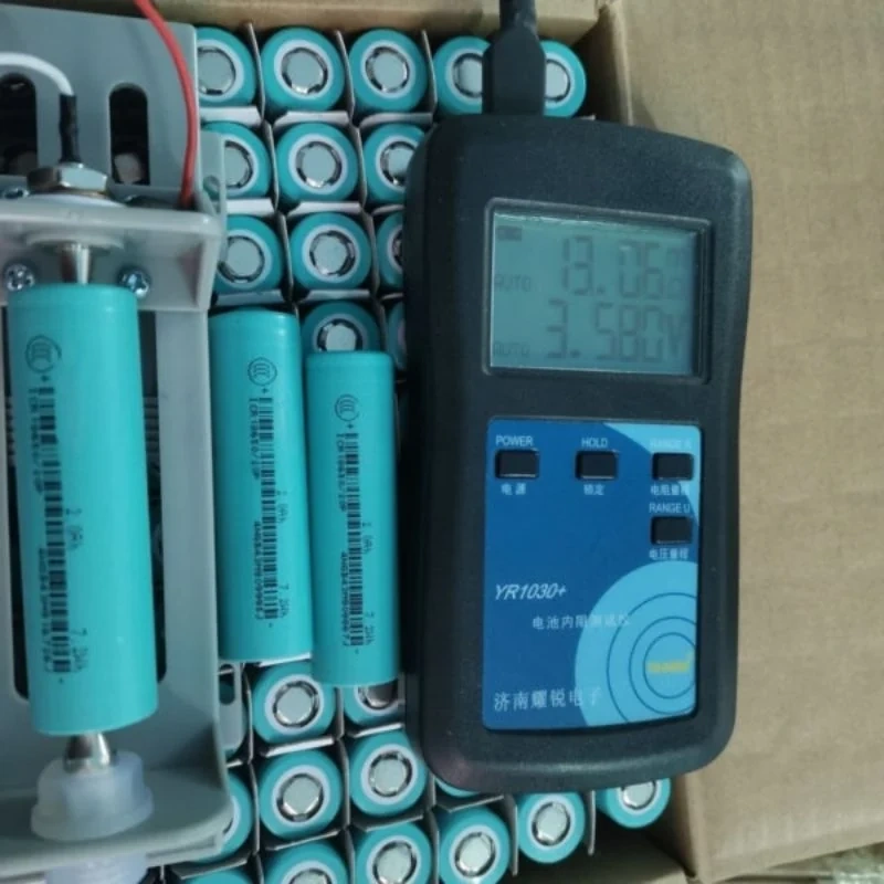 Kết quả đo nội trở 13.06 mOhm tại 3.580V bằng máy YR1030+